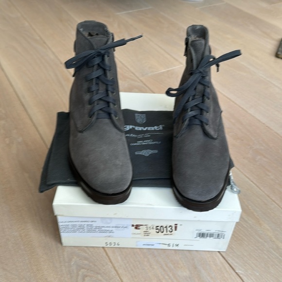 NWT GRAVATI MARIO SPA grey suede shearling lined with rubber sole combat boot - Picture 1 of 7